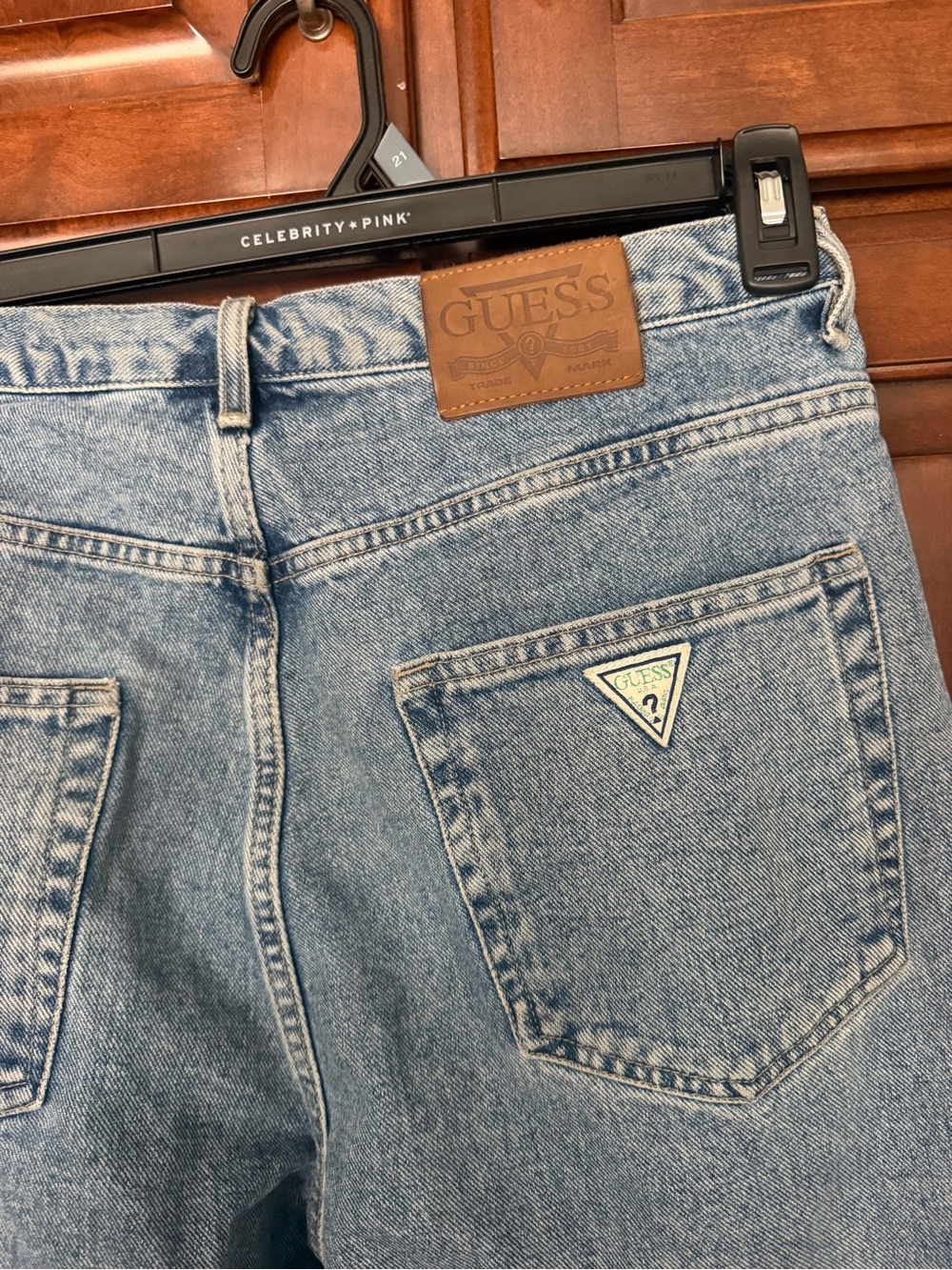 Vintage GUESS Light Blue Relaxed Men's Jeans